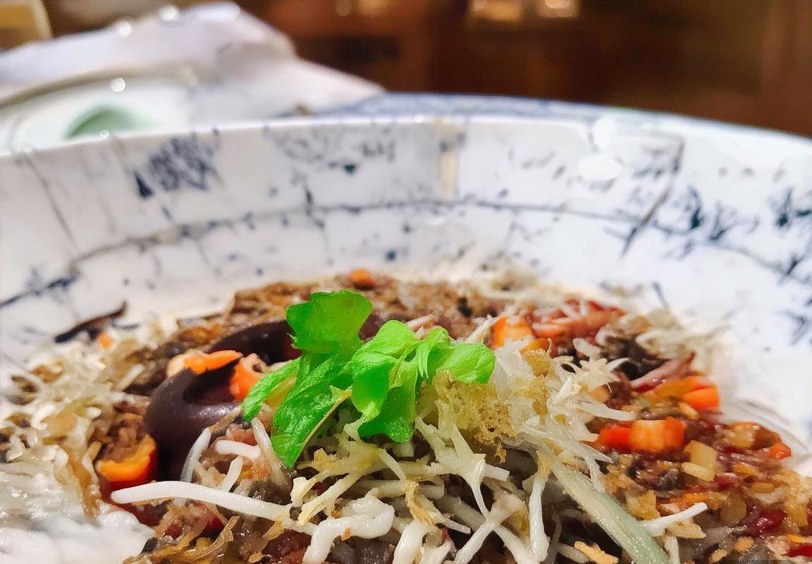 郭昊文篮球成长之路：从青涩少年到璀璨明星的奋斗历程